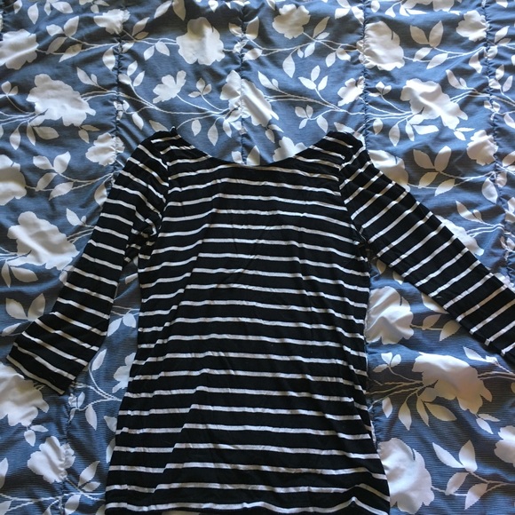 Guess 3/4 length sleeve tee - Picture 2 of 4